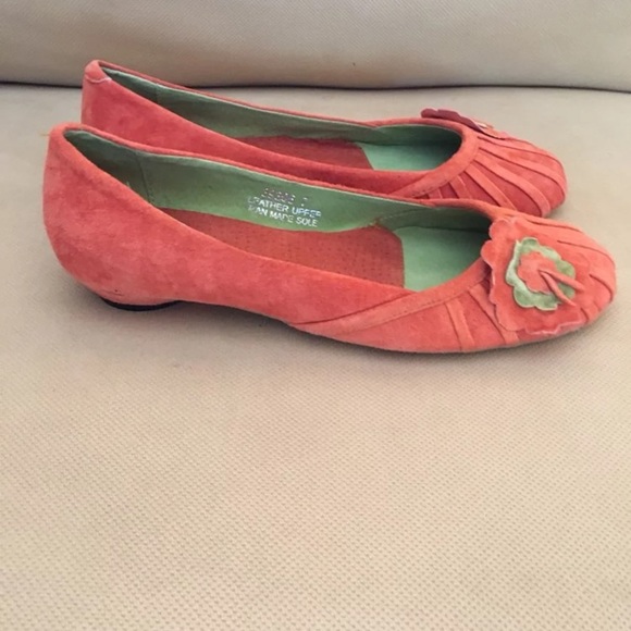 Skechers Flats - Picture 5 of 5